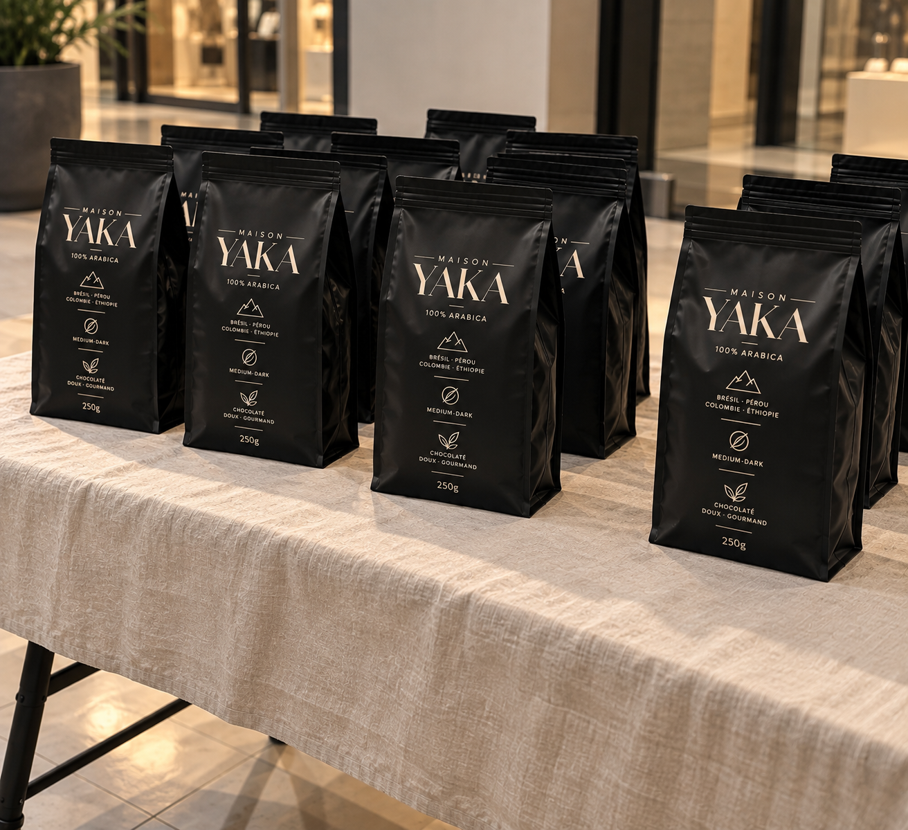 Stand Maison Yaka installé en magasin